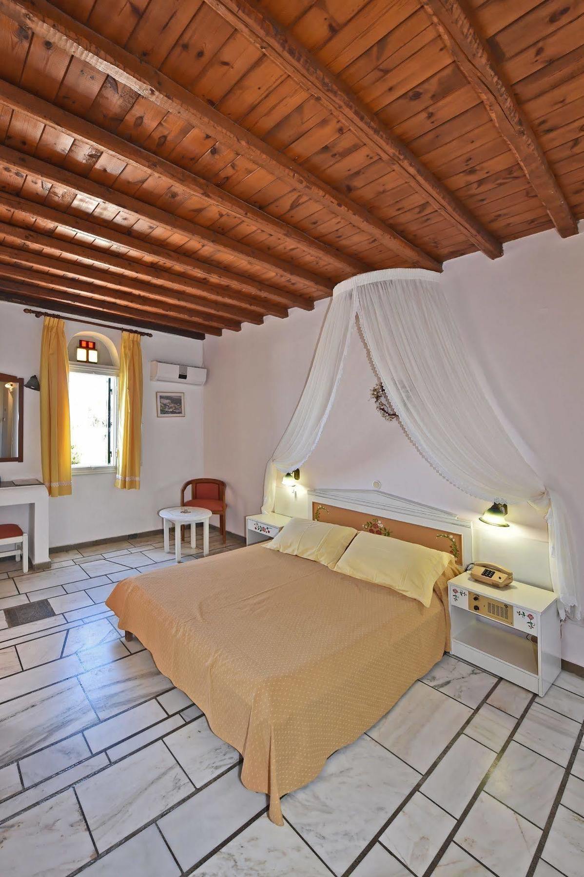 Mr & Mrs White Tinos Hotel Exterior foto