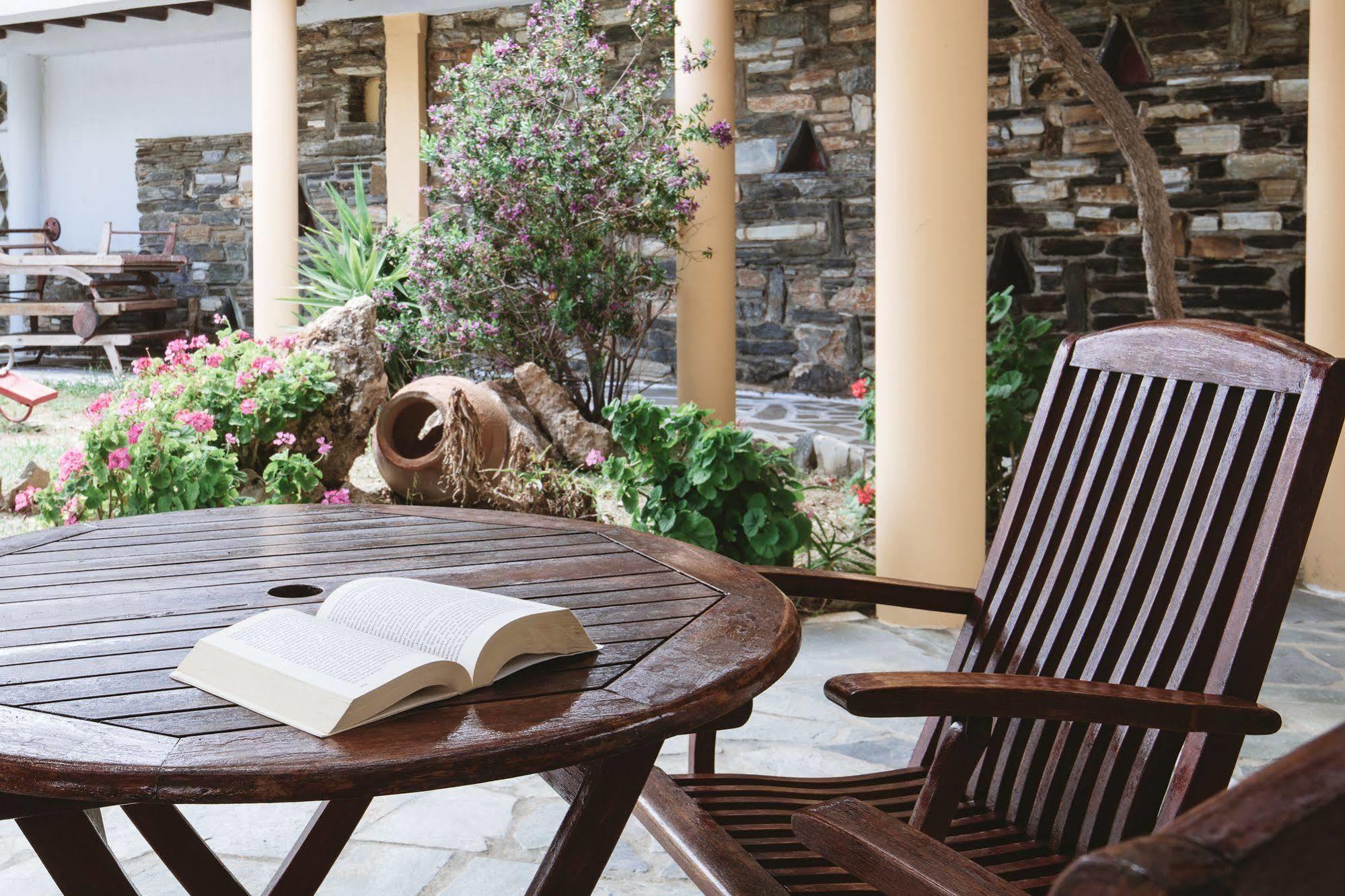Mr & Mrs White Tinos Hotel Exterior foto